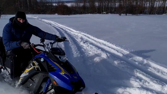 стелс капитан в пухляке смотреть онлайн