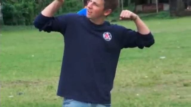 Josh Bolton Serving In La Ceiba, Honduras смотреть онлайн