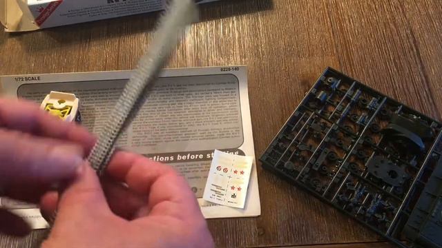 Unboxing the Vintage Aurora 1/72 Scale KV-1 Type C Russian Tank - A Gaslands preview смотреть онлайн