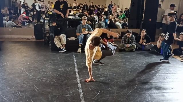 ФАЗА vs ЭРН-РОК | ФИНАЛ 1x1 10-15 лет | URAL CUP - 2 ЭТАП г. Челябинск смотреть онлайн