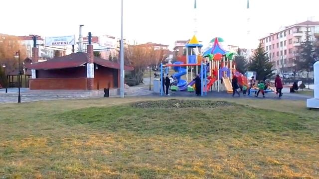 Canon IXUS 162 Video Zoom Test 4 - Ankara Çamlık Parkı смотреть онлайн