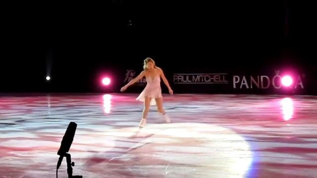 Katia at Pandora Moments of Love On Ice смотреть онлайн