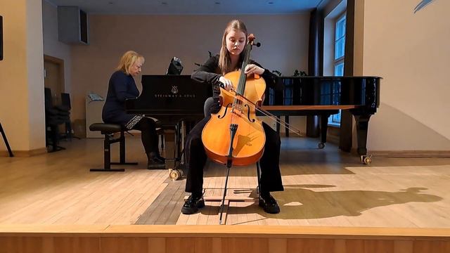 Georg Goltermann Concerto No.5 Op.76 - I Nikolai Rimsky-Korsakov Flight of the Bumblebee смотреть онлайн