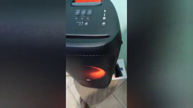 JBL Partybox 310 - Unboxing em português смотреть онлайн