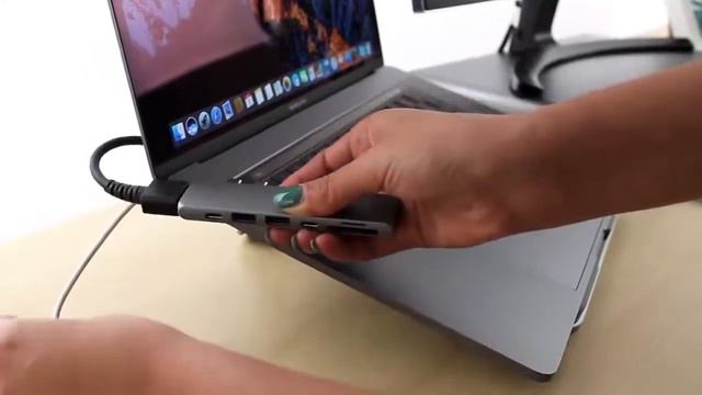 Satechi Aluminum Type C Pro Hub Adapter For MacBook Pro 13-15  2016