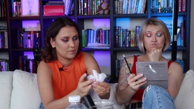 ТЕСТИРУЕМ ПАЛЕТКУ VIVO COSMETICS LAB С КСЮШЕЙ М | ОТЕЧЕСТВЕННЫЕ БЛЕСТЯШКИ смотреть онлайн