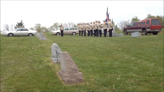 Lester J Van Ess Korean War Gun Salute смотреть онлайн