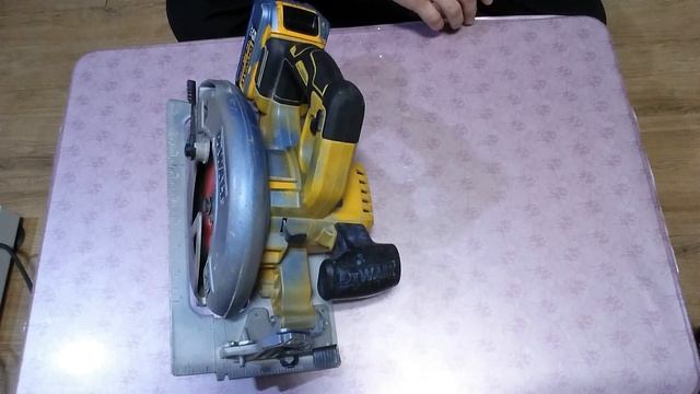 DCS570 7.25in 디월트 원형톱2편 (DEWALT CIRCULAR SAW #2) смотреть онлайн