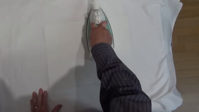 Using a steam iron to flatten watercolor painting смотреть онлайн