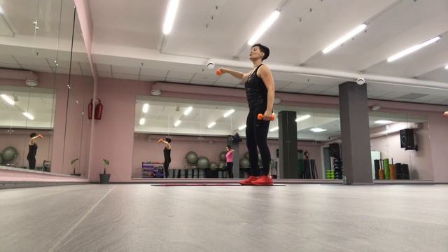 Тренировка на все группы мышц/Групповая силовая тренировка/ SuperFitness Company