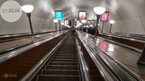 Эскалатор на станции метро Гостиный двор | Петербургский метрополитен | Санкт-Петербург