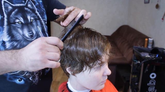 Стрижка женская : короткая асимметрия. female haircut pixie asymmetry смотреть онлайн