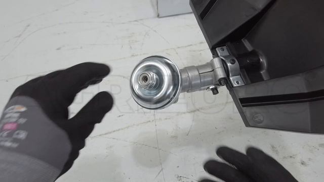 Decespugliatore Alpina ABR 32: montaggio completo del decespugliatore con motore a scoppio 32,6 cc. смотреть онлайн