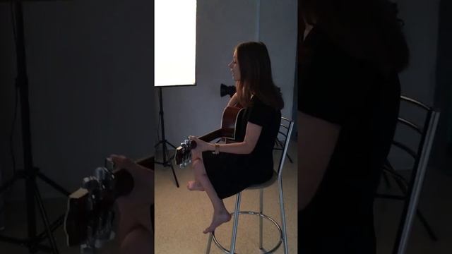 Полиночка исполнила Бумбокс - Вахтерам ( фотосессия, бэкстейдж, кавер, cover) смотреть онлайн