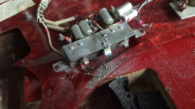 Soviet guitar The "Aelita" demo and teardown смотреть онлайн