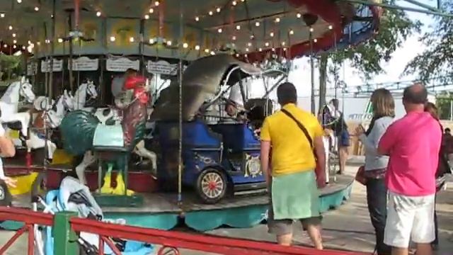 Кусочек праздника в Ла Рошели. Франция 2011 смотреть онлайн