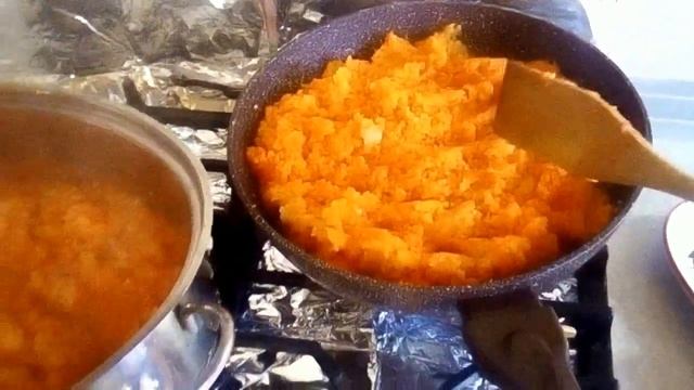 ВКУСНЕЙШАЯ КАБАЧКОВАЯ ИКРА НА ЗИМУ. смотреть онлайн