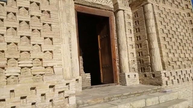 ПРОГУЛКА ПО БУХАРЕ 3 МАВЗОЛЕЙ САМАНИДОВ смотреть онлайн