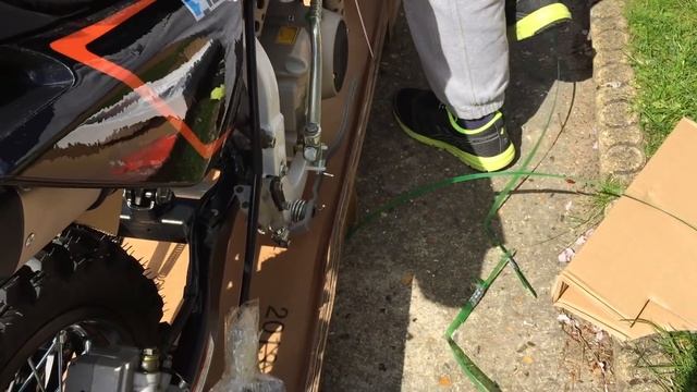 DEBALLAGE YCF F125 2016 смотреть онлайн