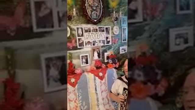 Музыка сопственое сочинение ( Emil Jäckel) смотреть онлайн