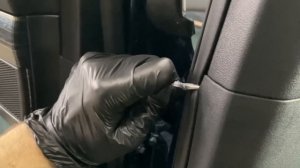 Разобрал пол и багажник на Geely Monjaro. Зашумил так что еле собрал всё обратно!