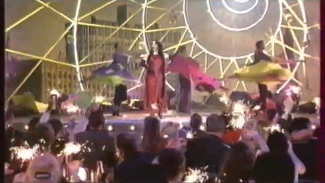 Тамара Гвердцители [თამარ გვერდწითელი] - Padam, padam! (ремейк; Голубой огонек на Шаболовке, 2001 г смотреть онлайн