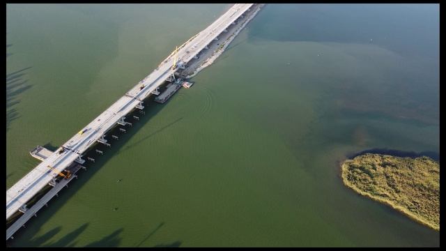строительство моста в Волгодонске продолжается.