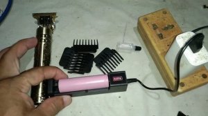 Vintage T9 Trimmer Battery Charging Guide