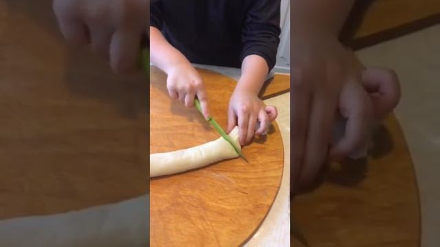 Слоёный Хинкал? смотреть онлайн