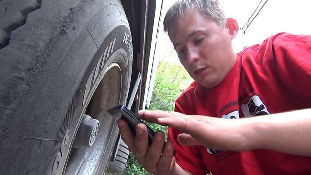 ЧТО БУДЕТ ЕСЛИ ПЕРЕЕХАТЬ ТЕЛЕФОН ГРУЗОВИКОМ? смотреть онлайн