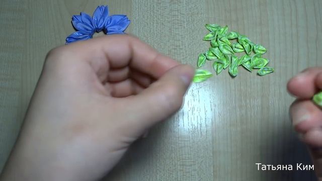 Интересный Лепесток Канзаши/Серединка Канзаши/Interesting Petal Kanzashi / The Mid Of Kanzashi