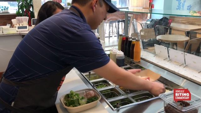 Biting Commentary: Build Your Own Poke Bowl at the Poke Bar in Waikīkī смотреть онлайн