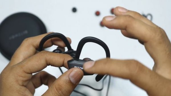 Blitzwolf Sports Bluetooth Earphones (BW-BTS3) Unboxing & Review in Telugu || COUPON Inside