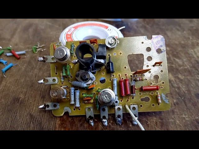 Rīga-103 из Москвы. ч4. Как страдать над FM за..эээ... 5 минут? смотреть онлайн