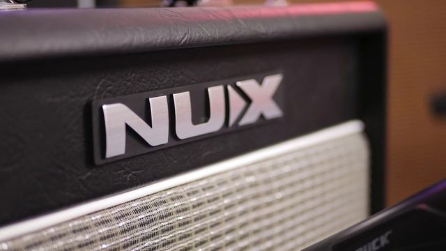 The ULTIMATE Little Practice Amplifier! The NUX Mighty BT-20 Amplifier смотреть онлайн