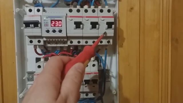 Однофазный электрический щиток для 2-х ком квартиры. Оптимальная конфигурация смотреть онлайн