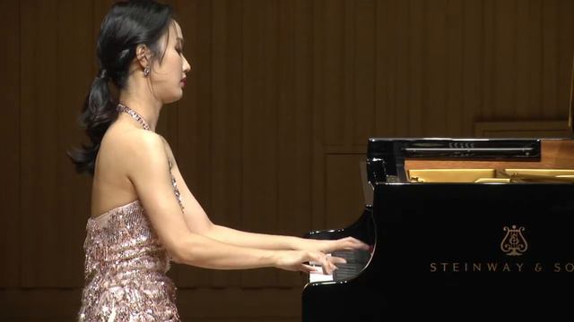 R. Schumann Fantasiestücke op. 12 смотреть онлайн