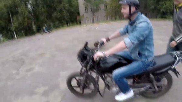 Как научиться ездить на мотоцикле. Первый раз на мотоцикле. Мотошкола.