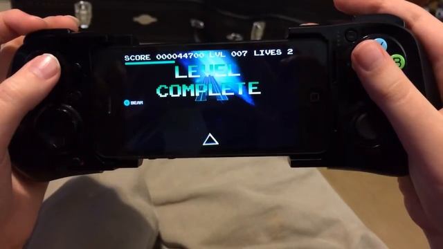 TriBlaster iOS / Moga Ace смотреть онлайн