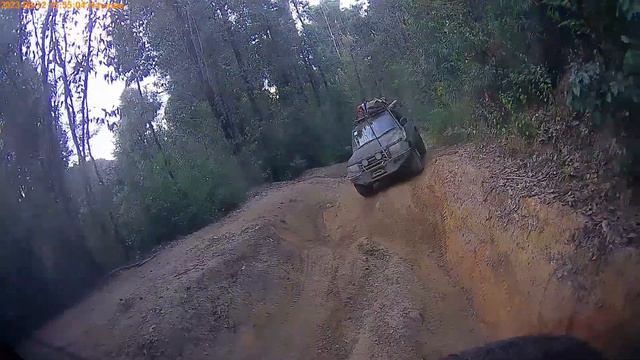 Pajero iO - Mintbush to Monkey Gum смотреть онлайн