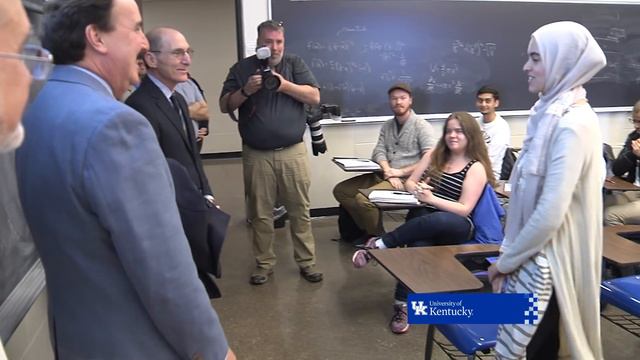 Watch UK's President Surprises Truman Scholarship Winner! смотреть онлайн