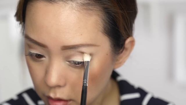 SOFT CUT CREASE + LASH APPLICATION | ASIAN EYES смотреть онлайн