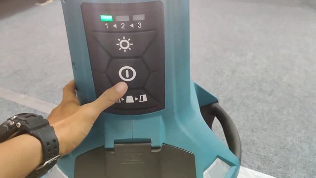DML810 Makita Area WorkLight Cordless/ Cord