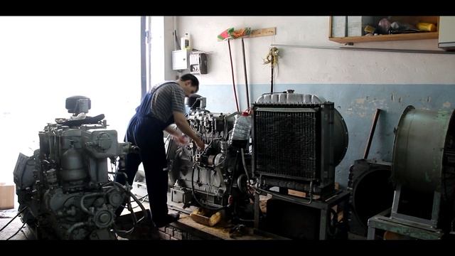 Дизель-генератор 24 кВт. Завожу без глушителя. смотреть онлайн