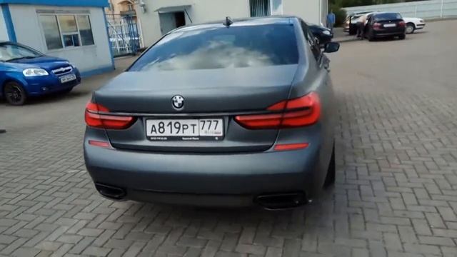 BMW 7 2017 года,В Матовой пленке мокрый асфальт за 250к смотреть онлайн