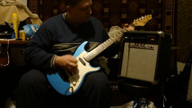 Обзор комбоусилителя Rocktron Rampage 10 на электрогитаре Phil Pro MS13