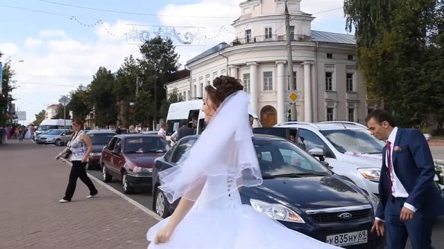СВАДЬБА ПОД КЛЮЧ В ТВЕРИ 47-57-74 http://vk.com/gorko69 Свадебная прогулка Кати и Максима смотреть онлайн