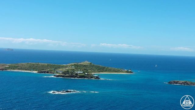 Flying to Jeffrey Epstein's Island in 4k. смотреть онлайн