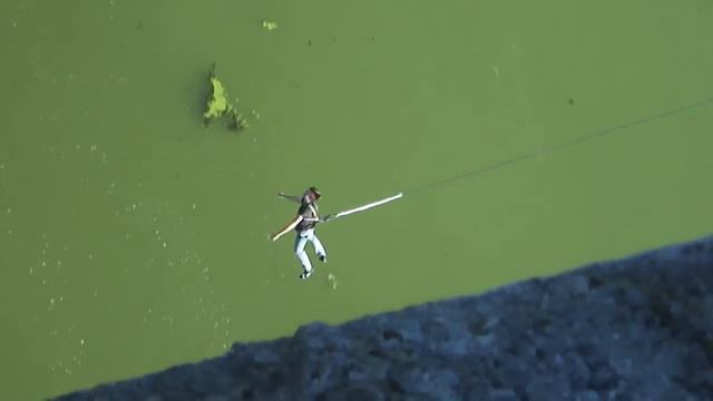 Неожиданный прыжок - продолжение смотреть онлайн