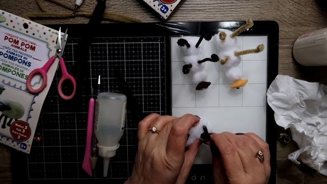 Dollarama Pompom Kit Pt2